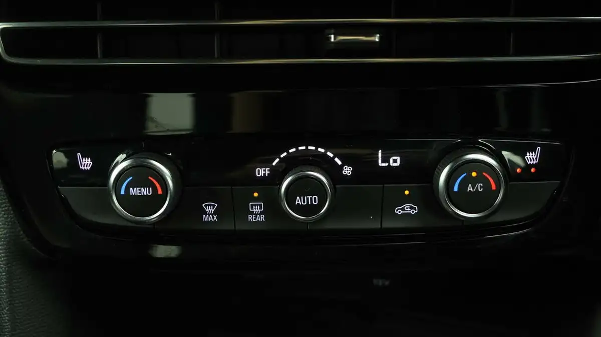 2023-vauxhall-mokka-12-ultimate-130ps-auto-big-11