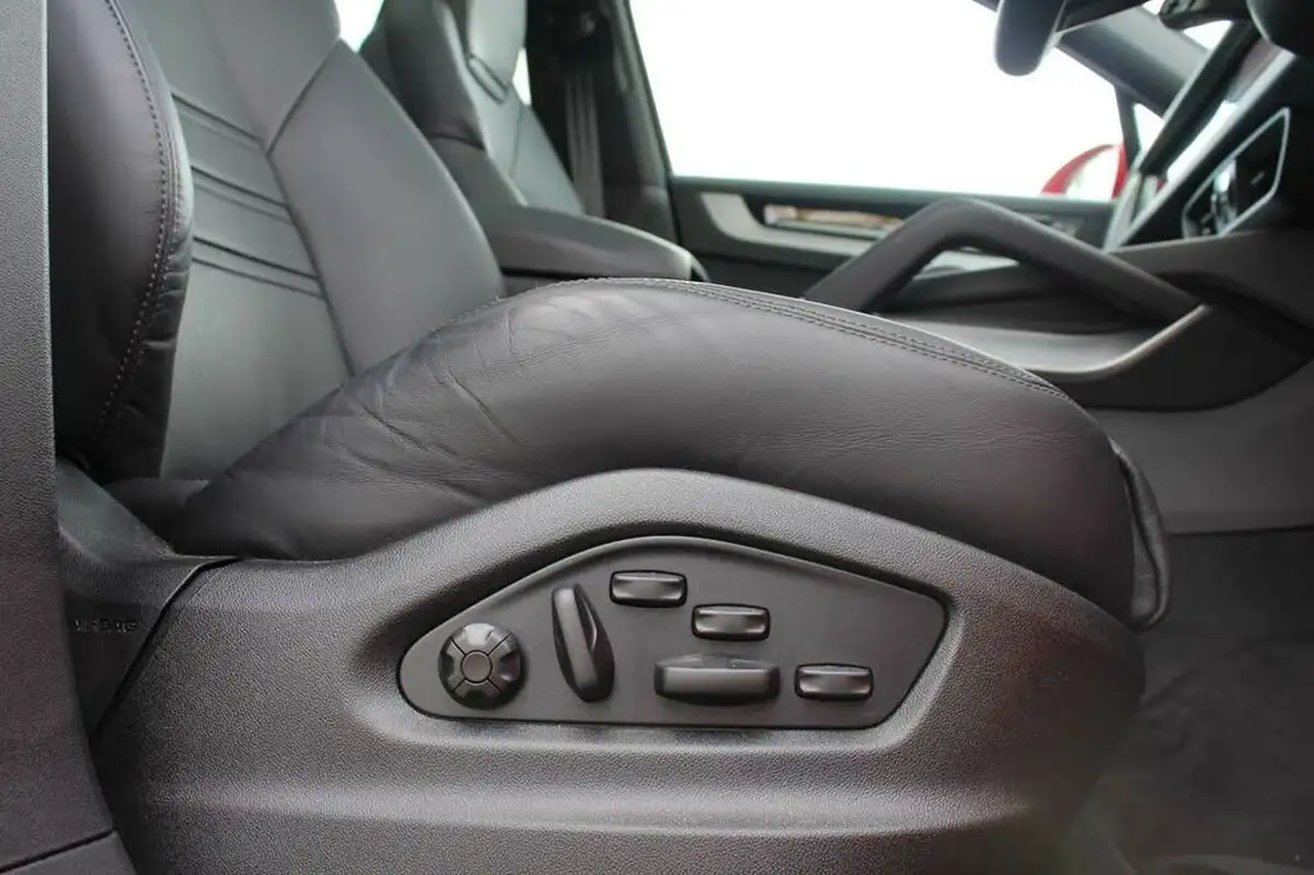 2024-porsche-cayenne-30-v6-353ps-coupe-big-8