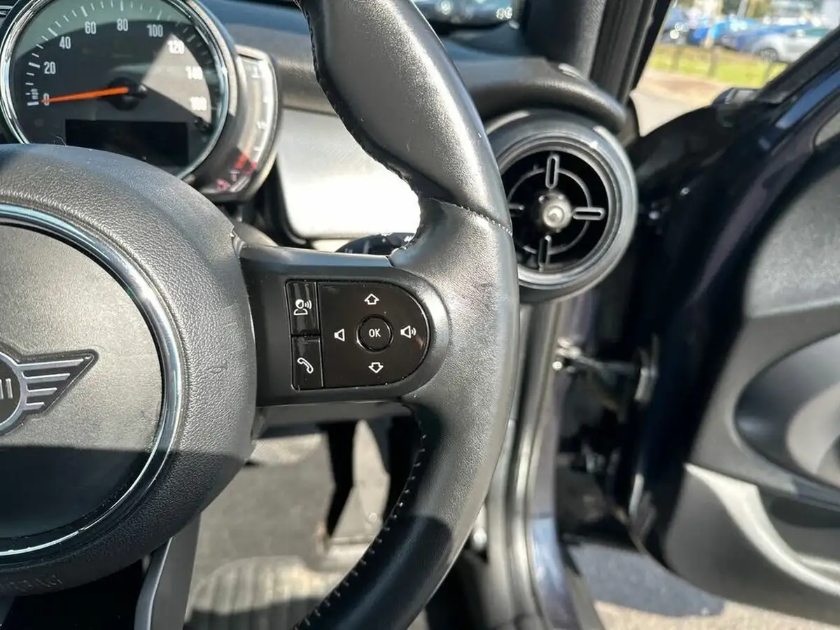 2022-mini-cooper-15-cooper-exclusive-premium-hatchback-5d-auto-big-26