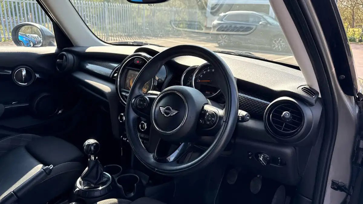 2016-mini-cooper-20td-cooper-sd-170bhp-ss-hatchback-5d-big-8