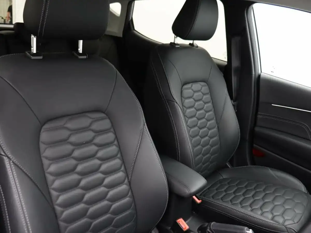 2021-ford-fiesta-10t-vignale-edition-125ps-hybrid-mhev-dct-big-6