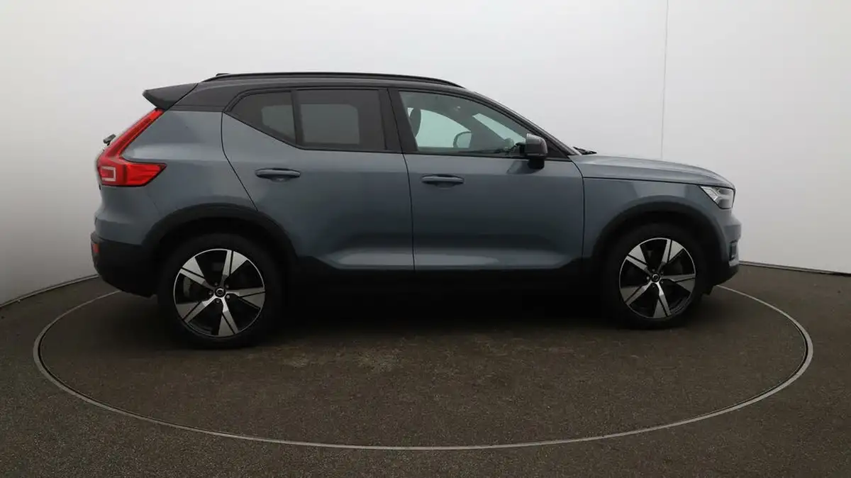 2021-volvo-xc40-e-twin-recharge-plus-big-42