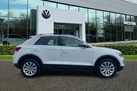 2020-volkswagen-t-roc-10-tsi-se-115ps-small-33