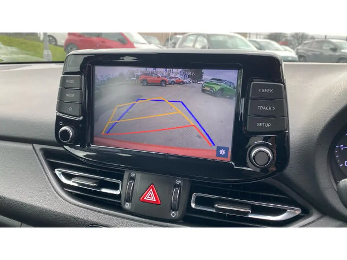 2022-hyundai-i30-10-t-gdi-se-connect-hatchback-big-29