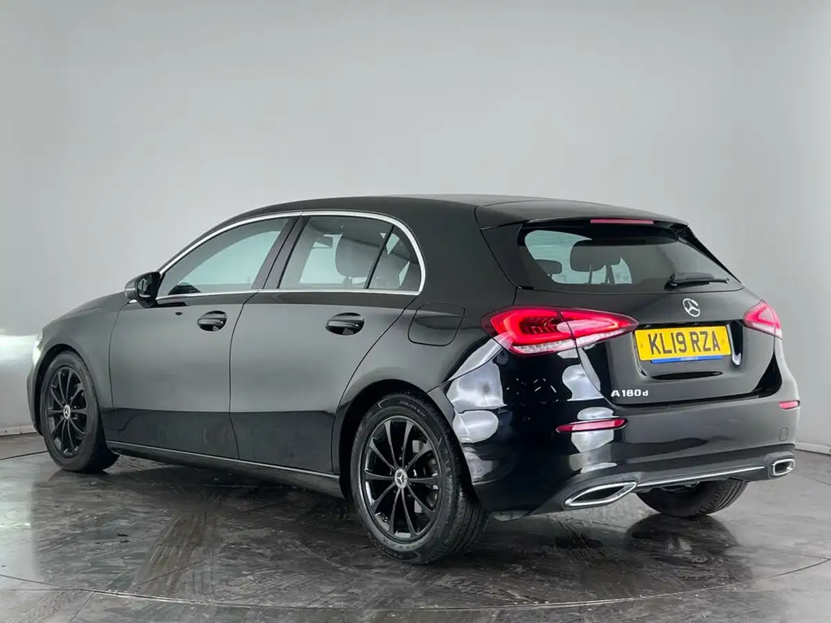 2019-mercedes-benz-a-class-15d-a180d-sport-hatchback-5d-7g-dct-big-1