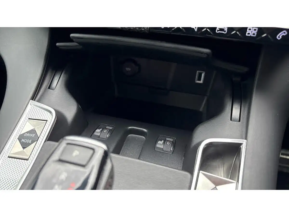 2019-ds-ds-7-crossback-16-puretech-prestige-225ps-big-50