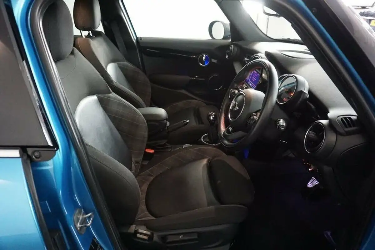 2015-mini-cooper-15td-cooper-d-114bhp-5d-big-14