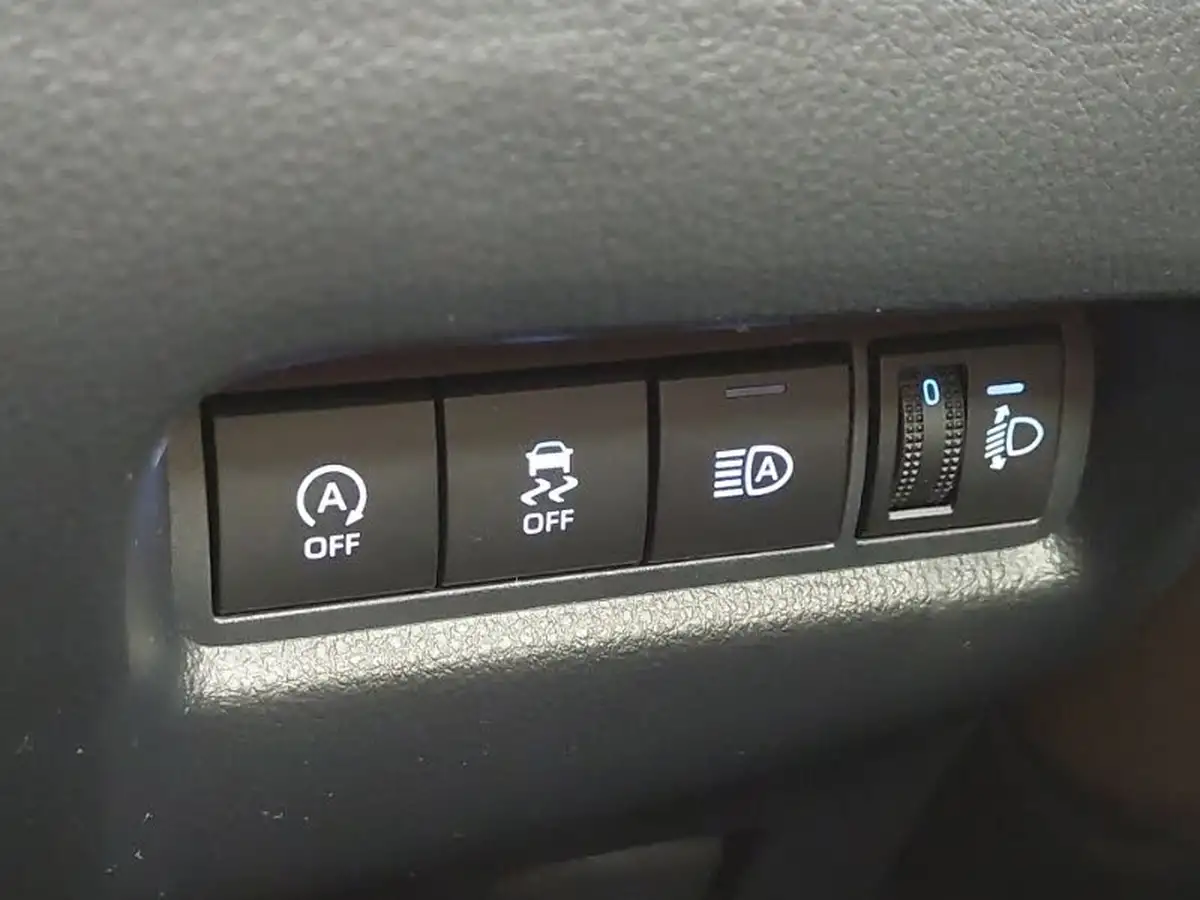 2023-toyota-aygo-x-10-vvt-i-exclusive-cvt-big-15