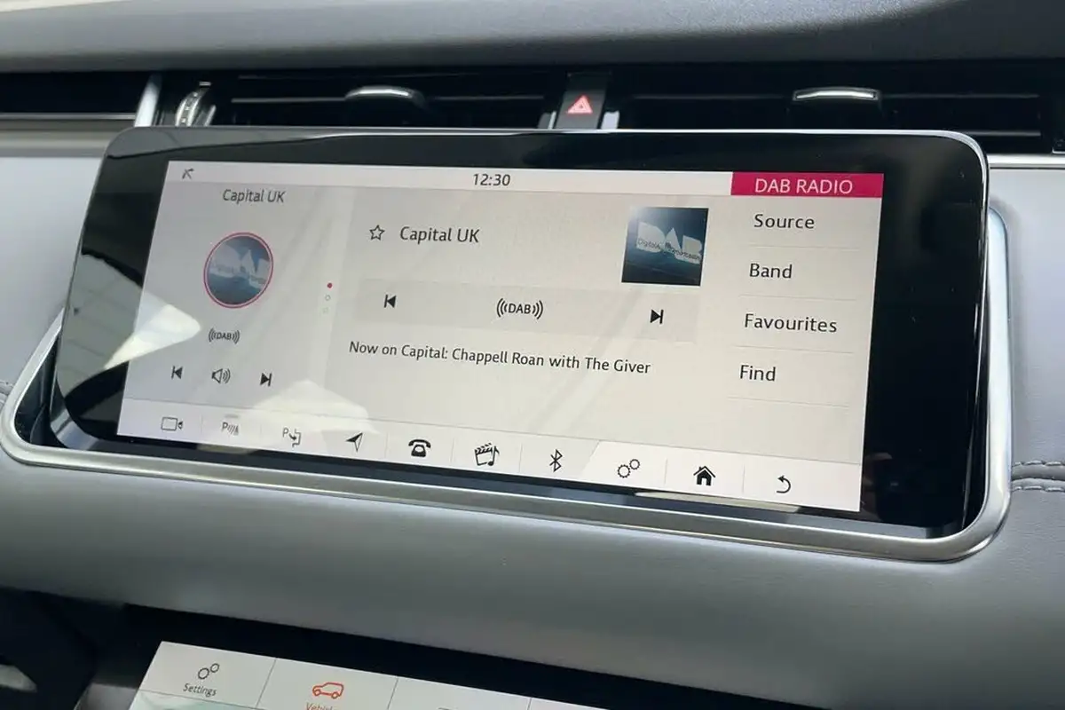 2020-land-rover-range-rover-evoque-20-p200-hse-200bhp-big-53