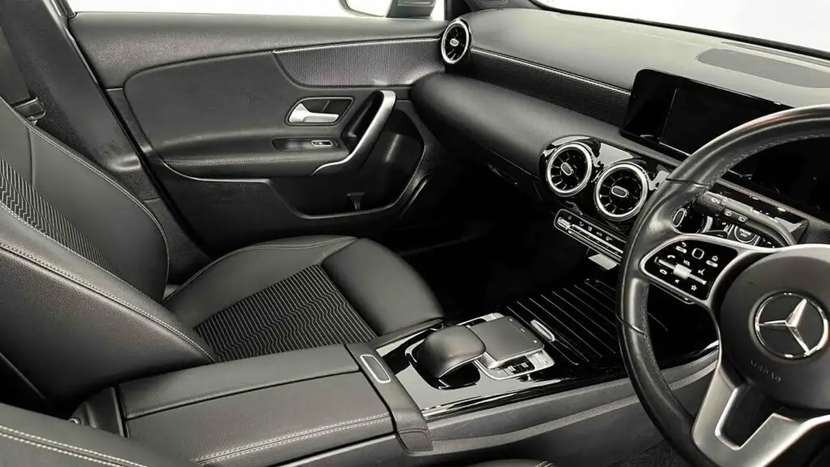 2019-mercedes-benz-a-class-13-a180-sport-hatchback-5d-1332cc-7g-dct-big-34