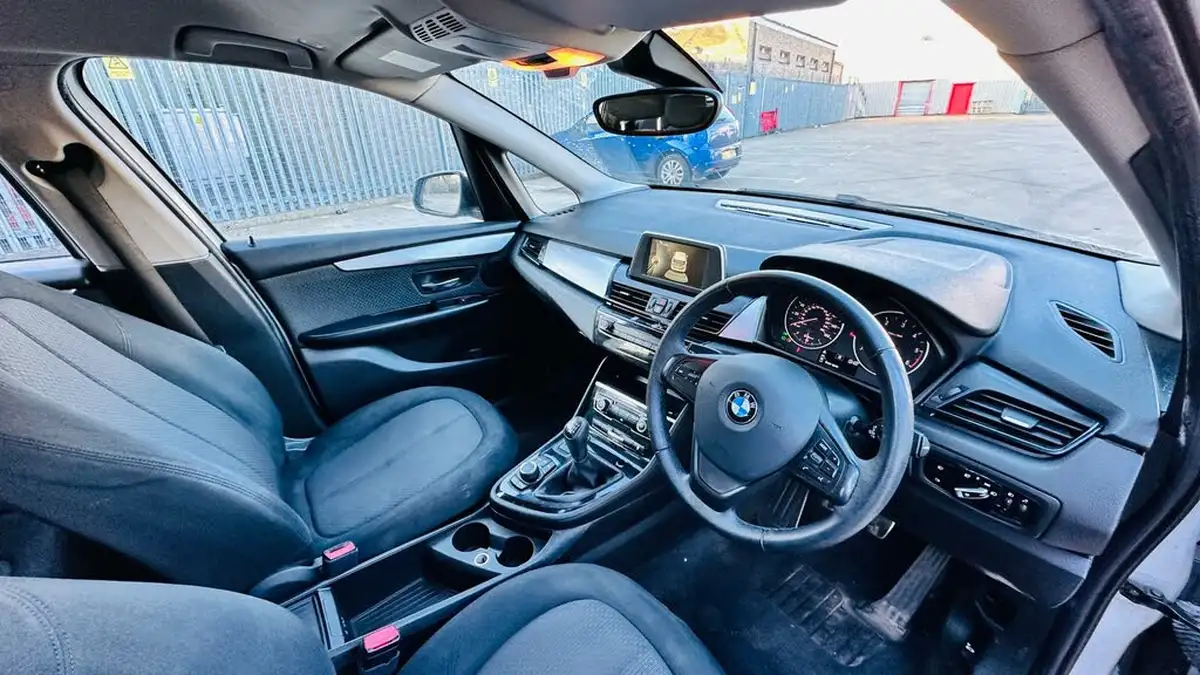 2014-bmw-2-series-20td-218d-se-150bhp-active-tourer-5d-big-20
