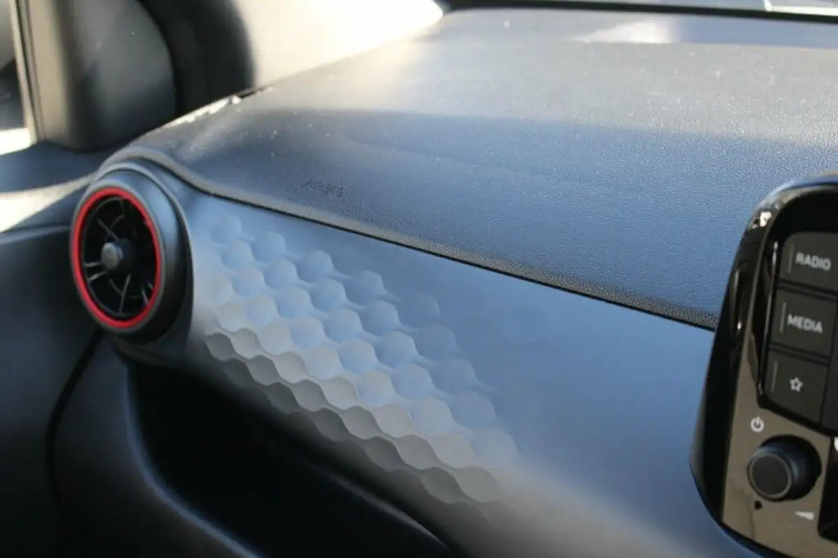 2021-hyundai-i10-10-t-gdi-n-line-big-21
