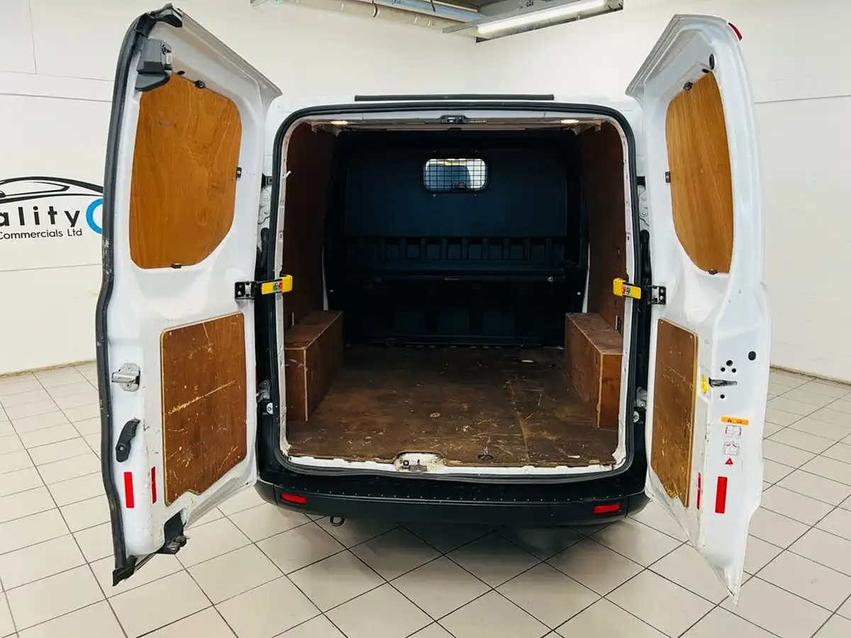 2019-ford-transit-custom-20tdci-320-l2h1-130pseu6-double-cab-in-van-big-8