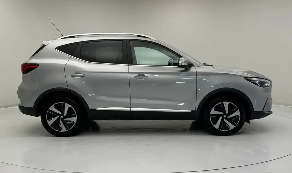 2024-mg-zs-suv-e-trophy-connect-ev-176ps-big-4