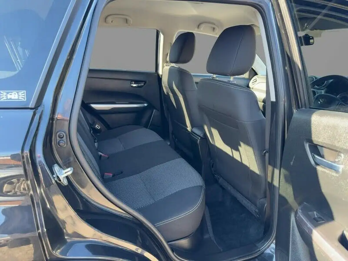 2018-suzuki-vitara-10-boosterjet-sz-t-big-13