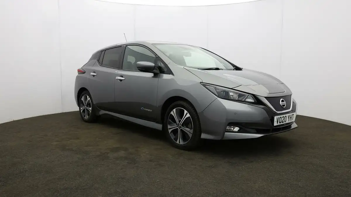 2020-nissan-leaf-e-n-connecta-big-0