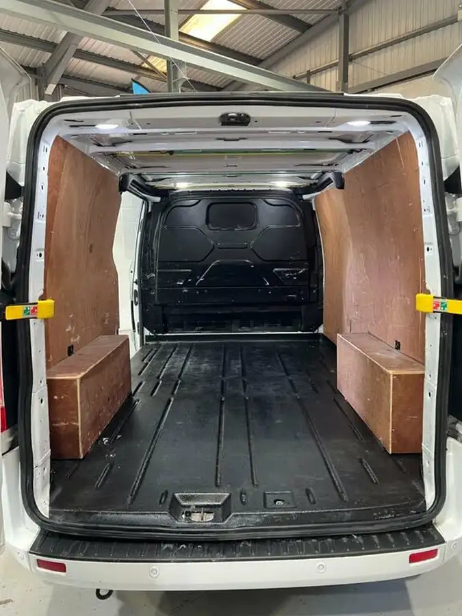 2022-ford-transit-custom-20tdci-300-l1h2-limited-170pseu6dt-big-10