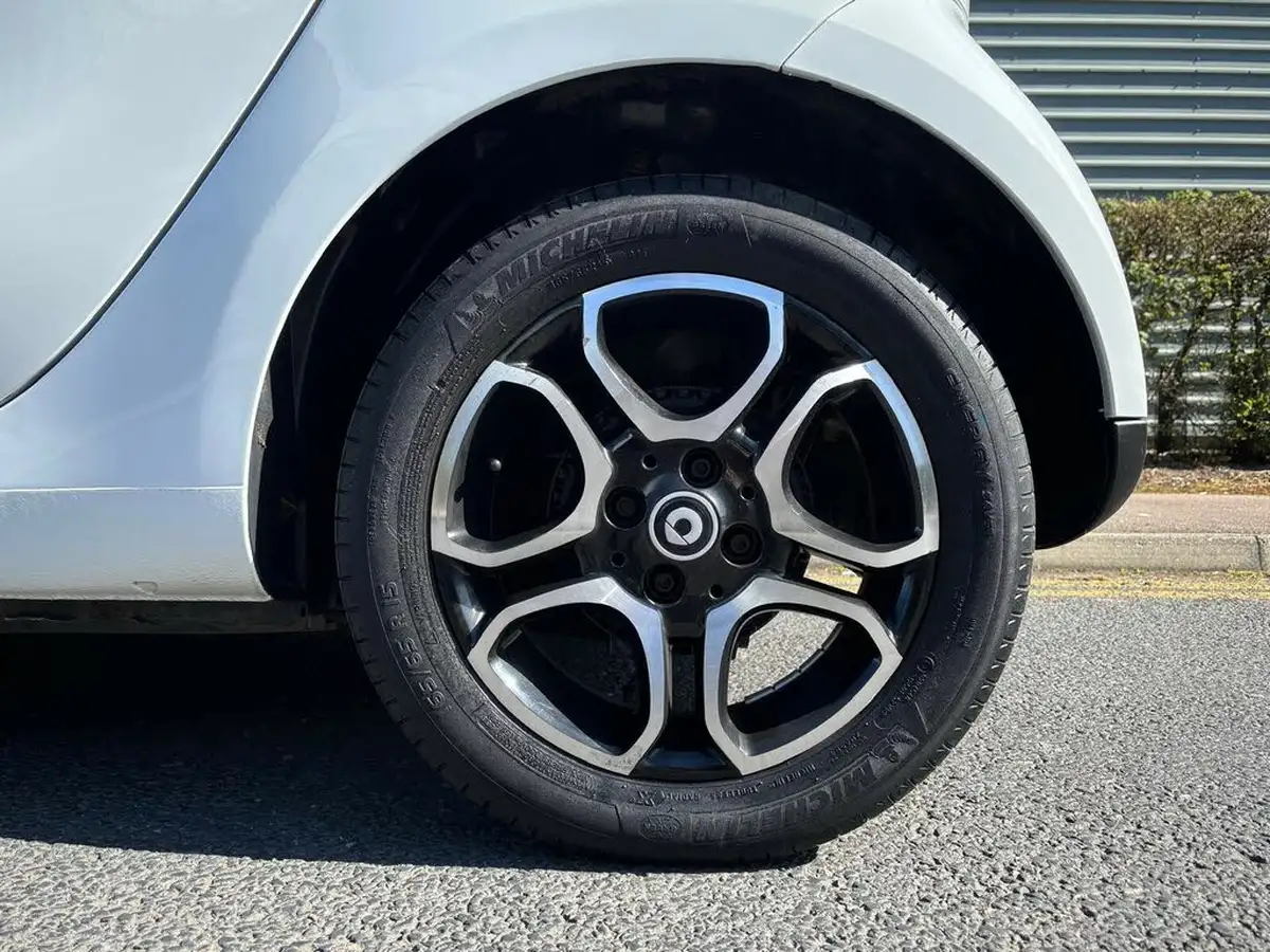 2019-smart-fortwo-10-prime-premium-coupe-twinamic-big-10