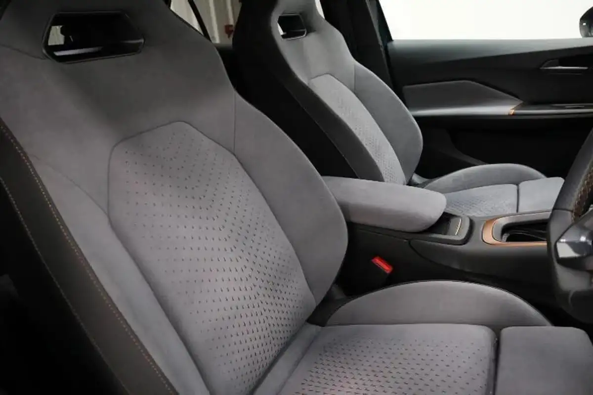 2024-cupra-born-e-v3-edition-big-9