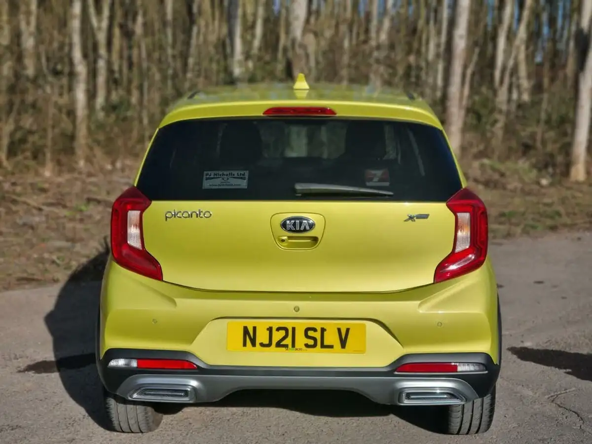 2021-kia-picanto-10-x-line-big-4