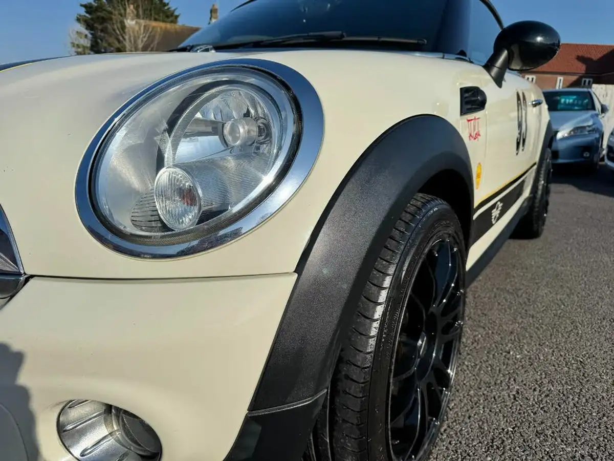 2013-mini-coupe-16-cooper-big-26