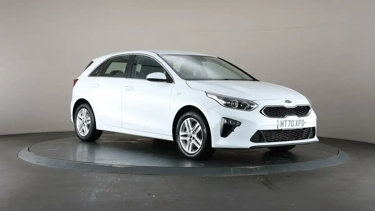 2021-kia-ceed-16crdi-2-nav-114bhp-adap-hatchback-big-1