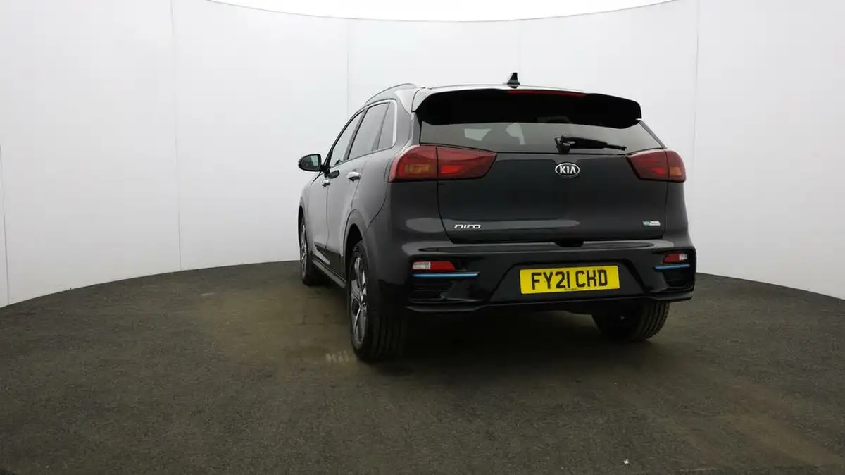 2021-kia-e-niro-ev-3-big-56