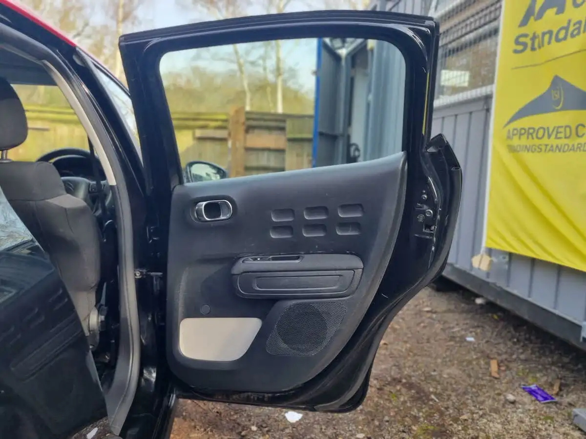 2018-citroen-c3-12-puretech-feel-68ps-big-29