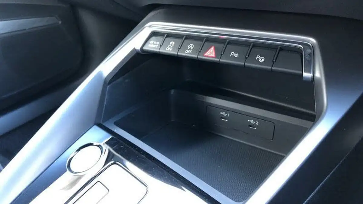 2023-audi-a3-15-35-tfsi-edition-1-sportback-5d-s-tronic-big-35