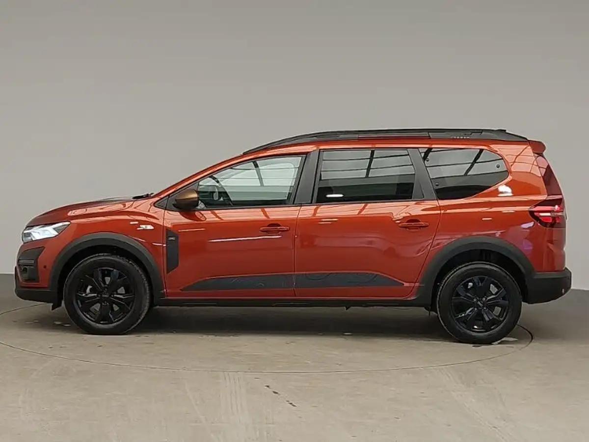 2024-dacia-jogger-10-tce-extreme-big-3