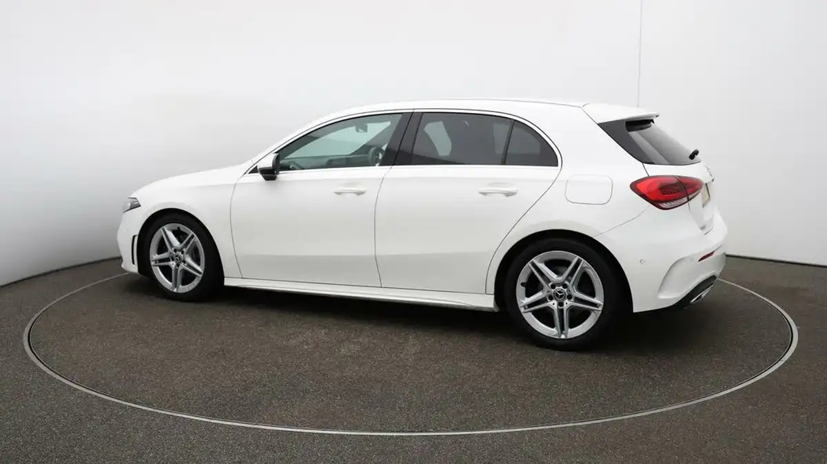 2020-mercedes-benz-a-class-13-a200-amg-line-executive-hatchback-5d-big-40