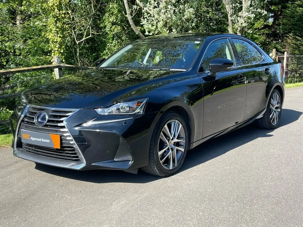2017-lexus-is-300h-25-executive-edition-big-7