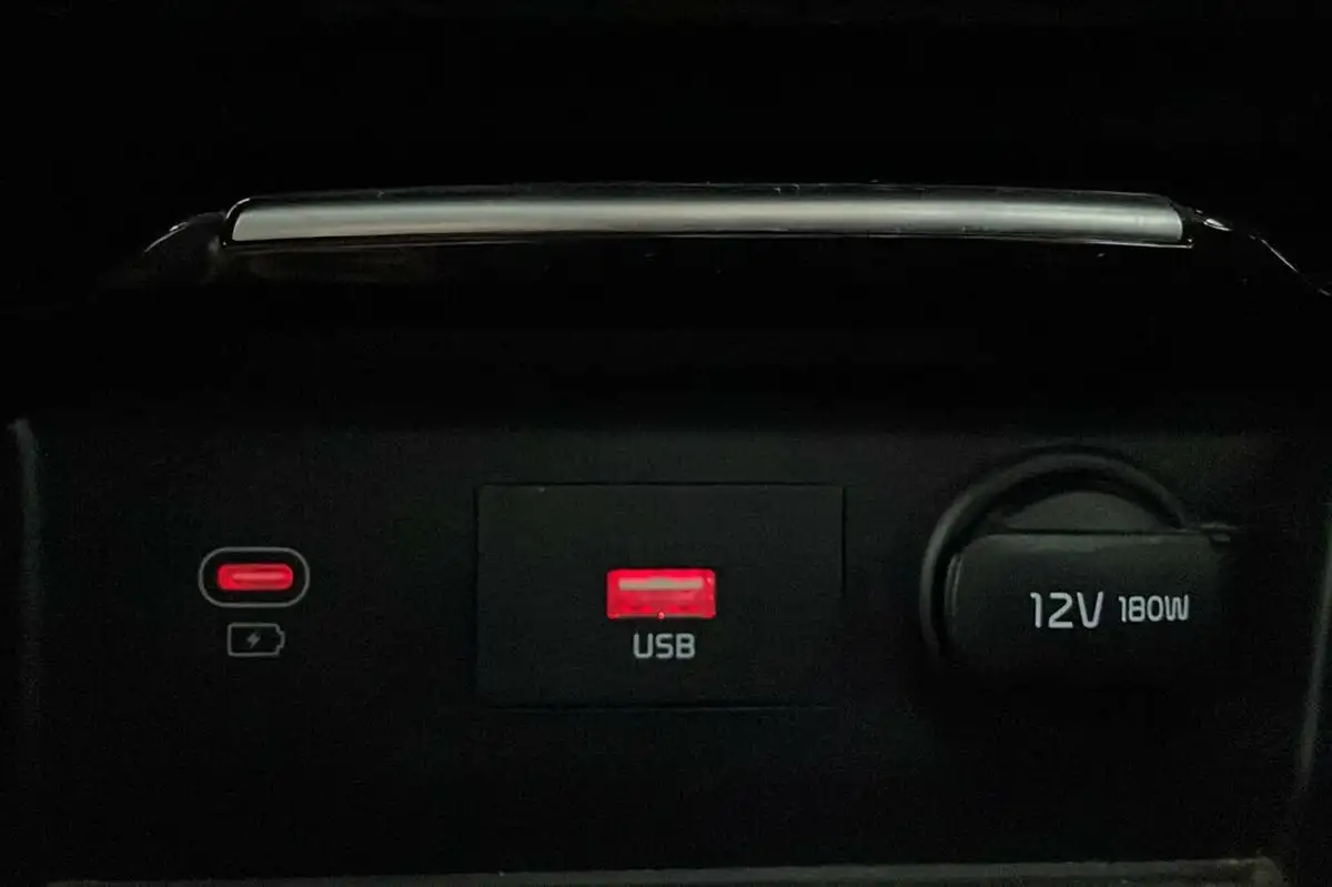 2024-kia-xceed-15-t-gdi-3-158bhp-big-20