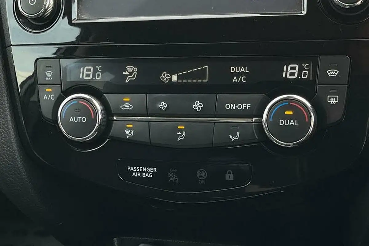 2016-nissan-qashqai-15dci-n-connecta-big-30