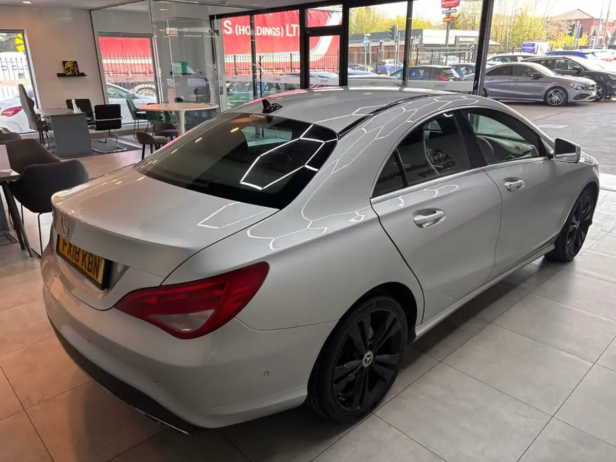 2018-mercedes-benz-cla-16-cla-180-sport-coupe-4d-7g-dct-big-10