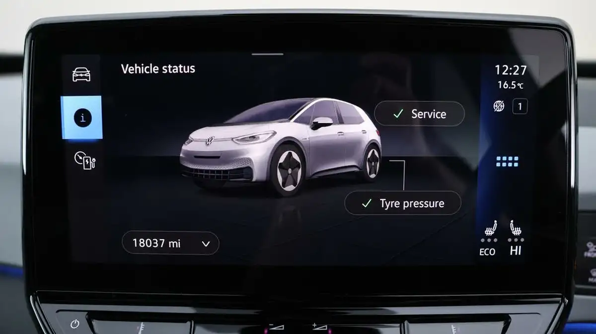 2022-volkswagen-id3-e-family-204ps-performance-big-10