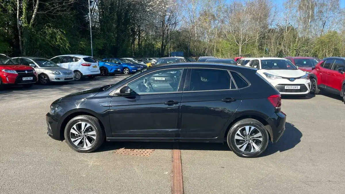 2021-volkswagen-polo-10-tsi-match-big-16