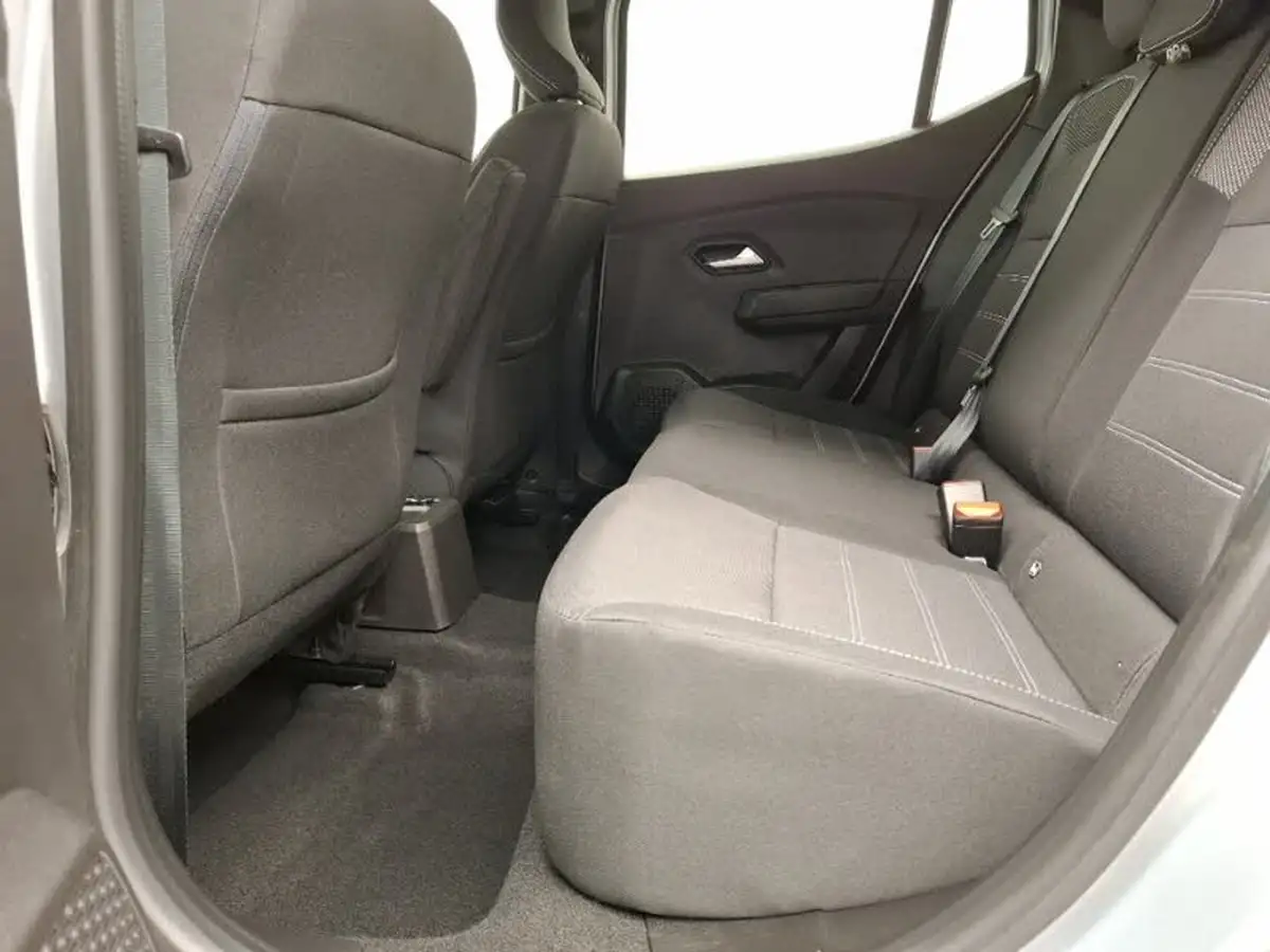 2022-dacia-sandero-10-tce-comfort-90bhp-big-5