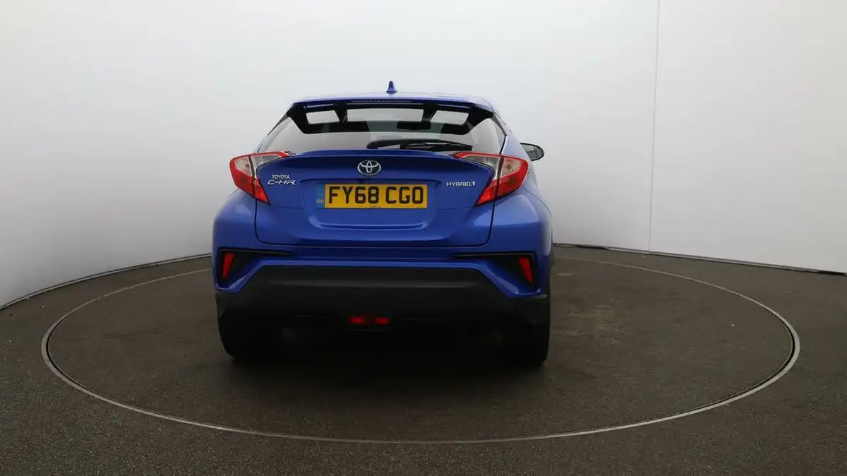 2018-toyota-c-hr-18-vvt-i-design-big-6