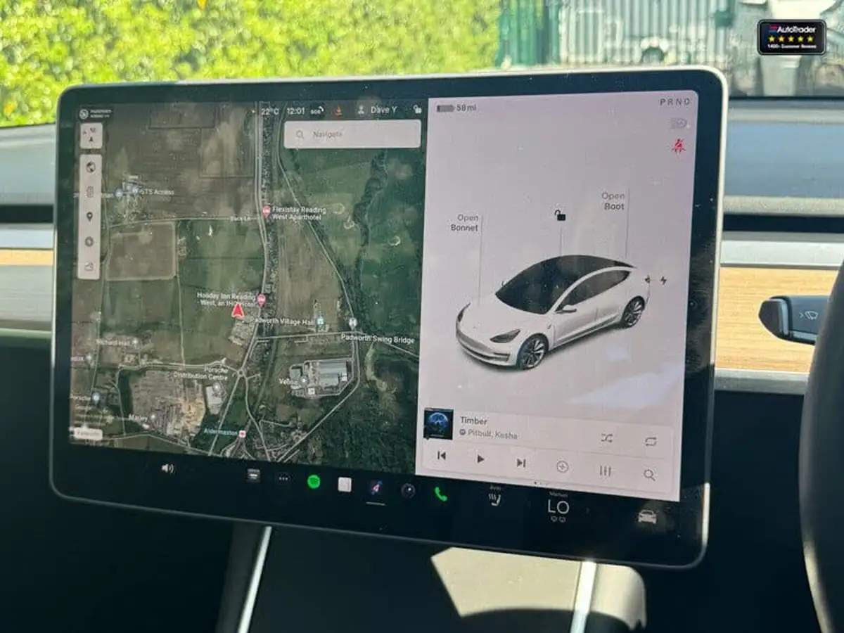 2020-tesla-model-3-e-long-range-big-15