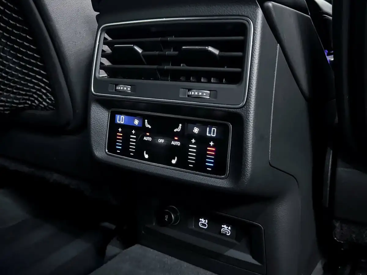 2021-audi-sq7-40-tfsi-vorsprung-big-41