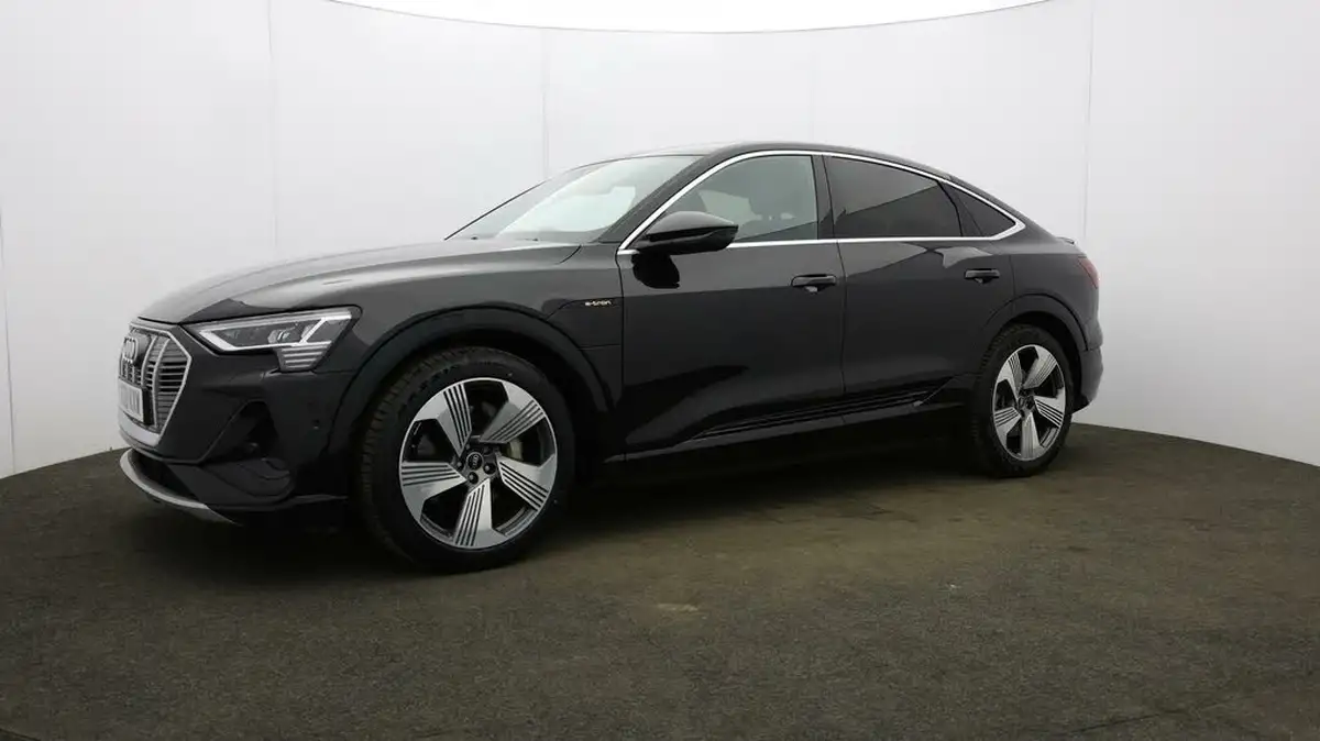 2021-audi-e-tron-50e-s-line-sportback-big-28