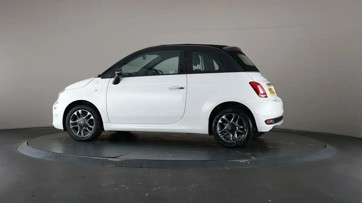 2021-fiat-500c-10-hey-google-big-67