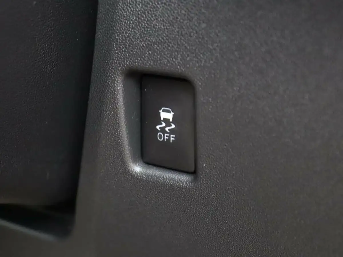 2021-toyota-aygo-10-vvt-i-x-play-tss-big-35