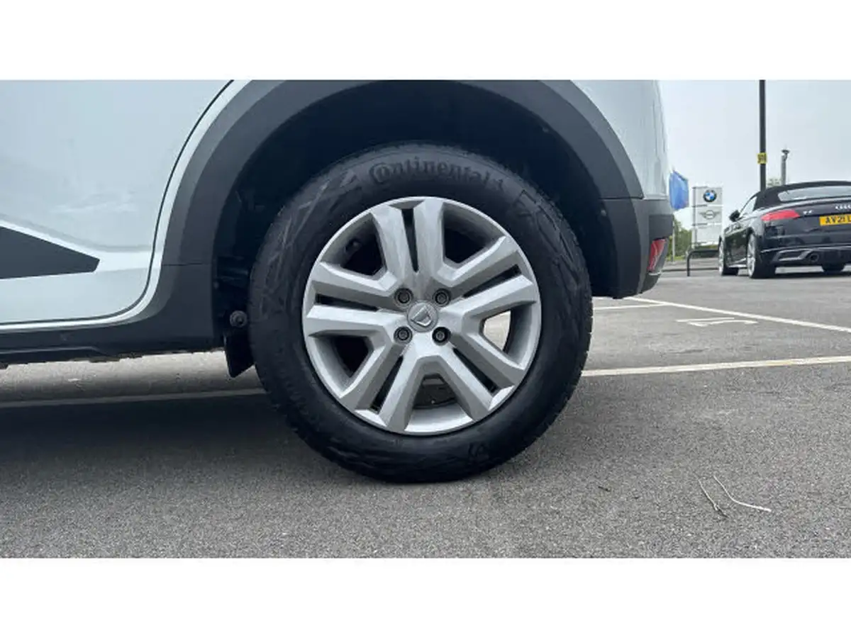 2022-dacia-sandero-stepway-10-tce-comfort-90bhp-big-6