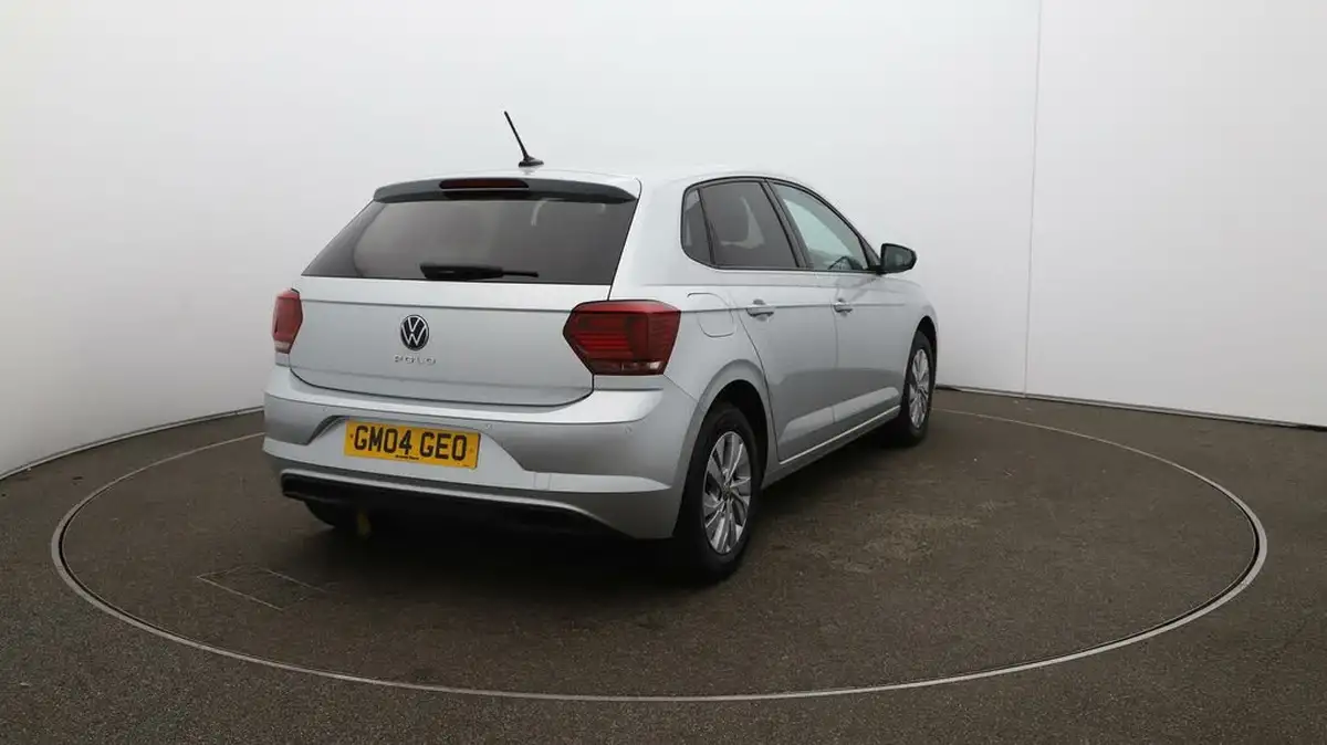 2021-volkswagen-polo-10-match-big-47