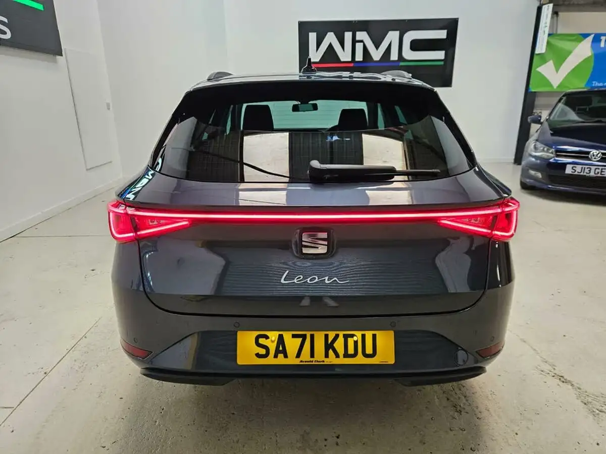 2021-seat-leon-20tdi-se-dynamic-estate-big-4