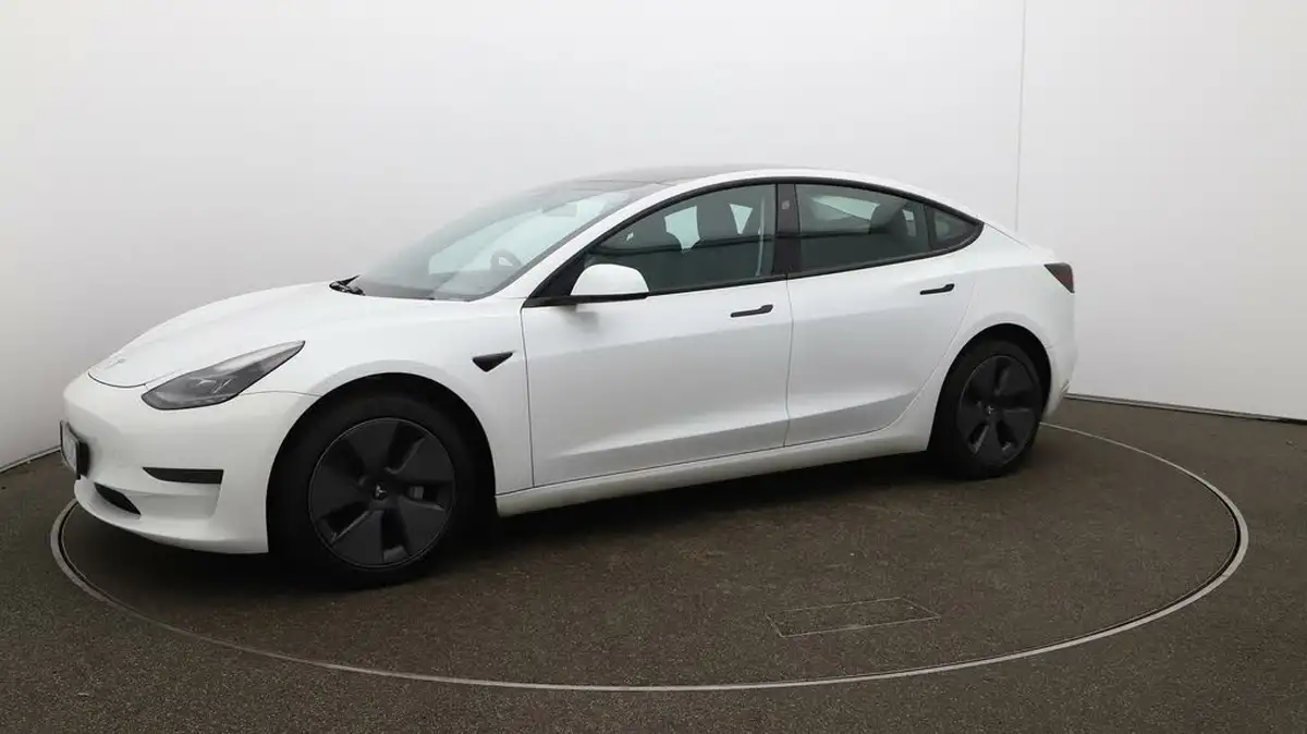 2021-tesla-model-3-e-standard-plus-big-59