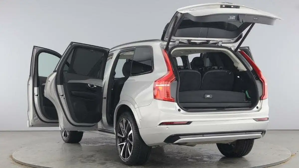 2024-volvo-xc90-20-b5-plus-big-10
