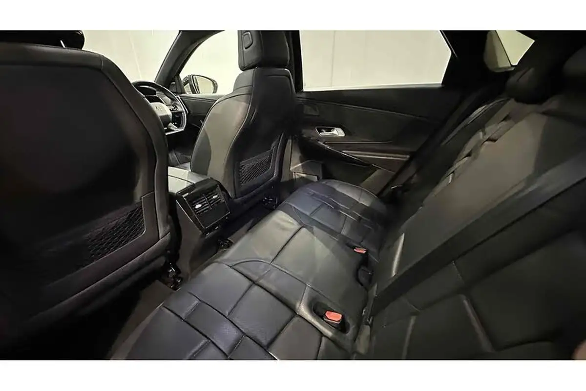 2020-ds-ds-7-crossback-e-tense-ultra-prestige-300ps-4x4-big-20